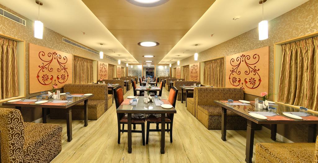 Hotel Gokulam Park Chennai Exterior foto