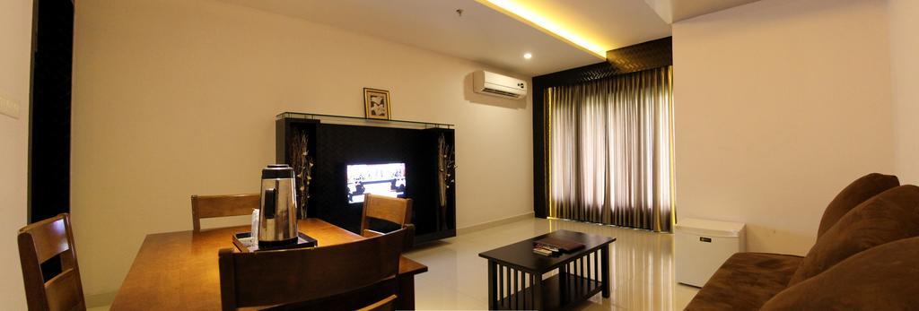 Hotel Gokulam Park Chennai Exterior foto