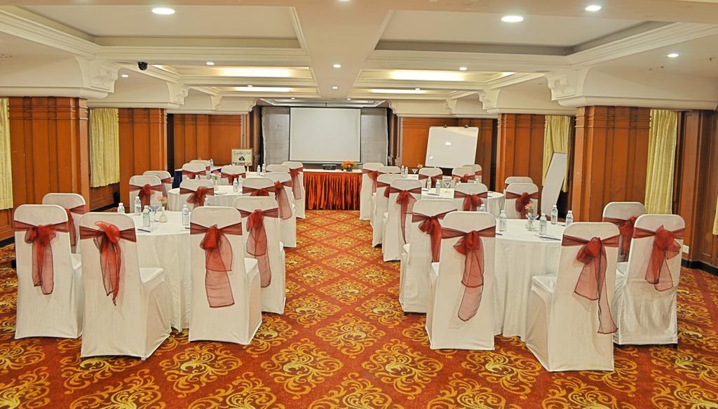 Hotel Gokulam Park Chennai Exterior foto