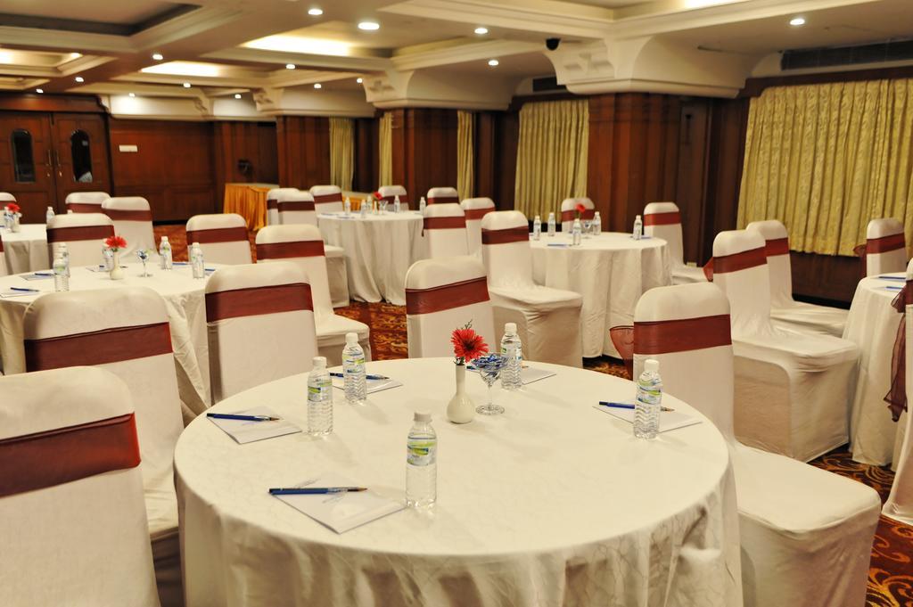 Hotel Gokulam Park Chennai Exterior foto