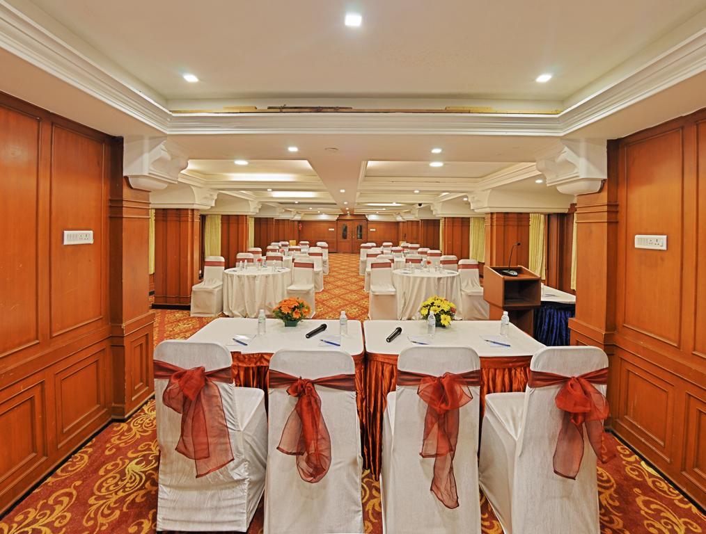 Hotel Gokulam Park Chennai Exterior foto